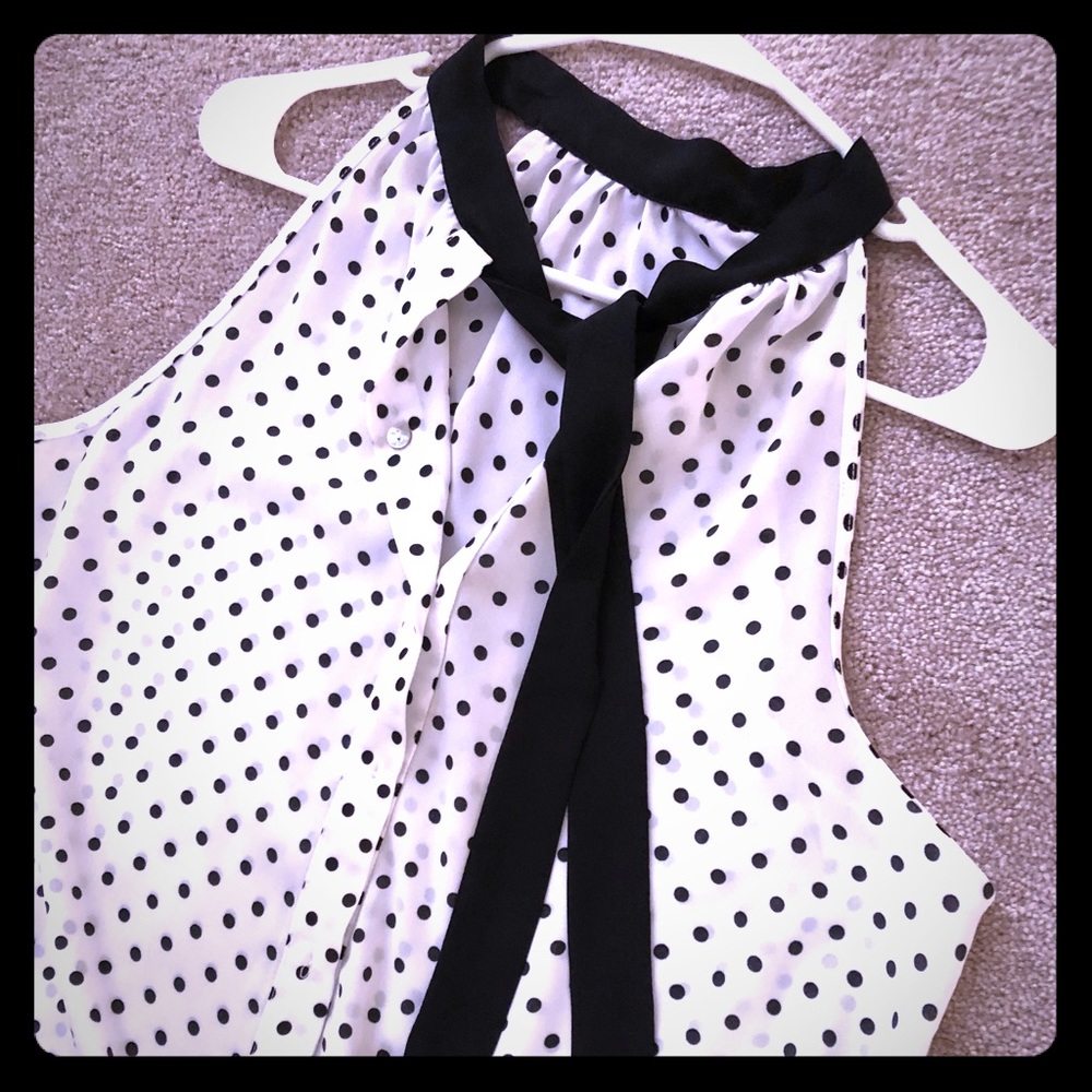 Polka dot sleeveless blouse